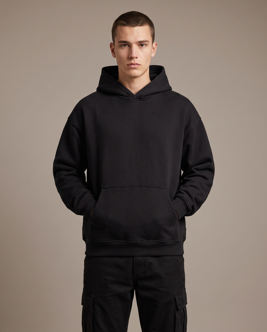 Hoodie Oversize — Noir — porté